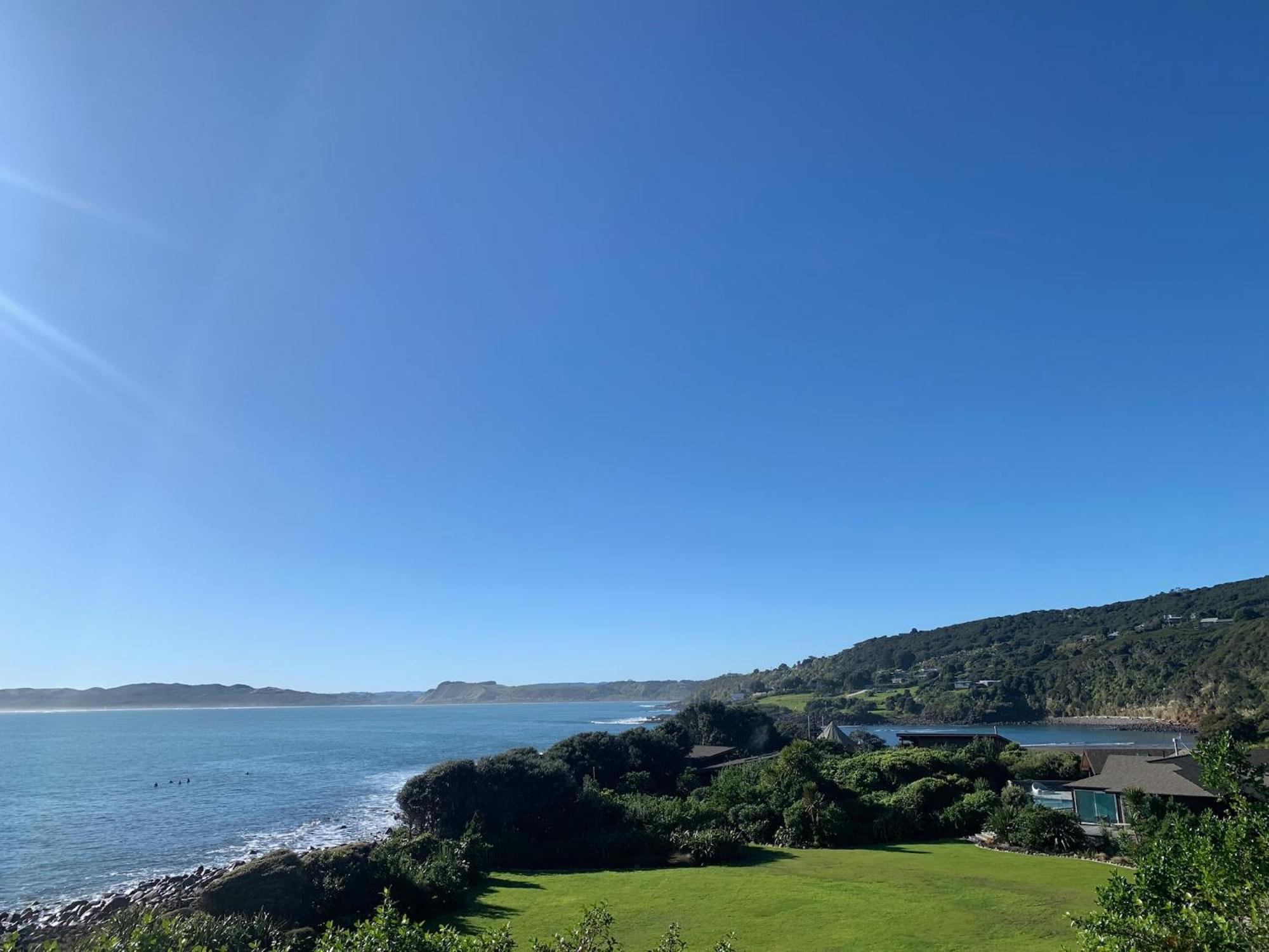 Te Whaanga Retreat & Spa Raglan Exterior photo